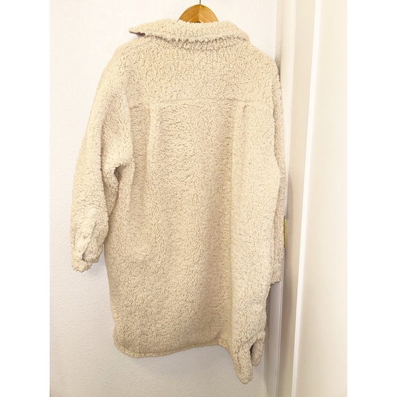 BASIN + RANGE Oversized Sherpa Jacket in Beige /Cream /Natural SZ: Medium/Large - Picture 12 of 12